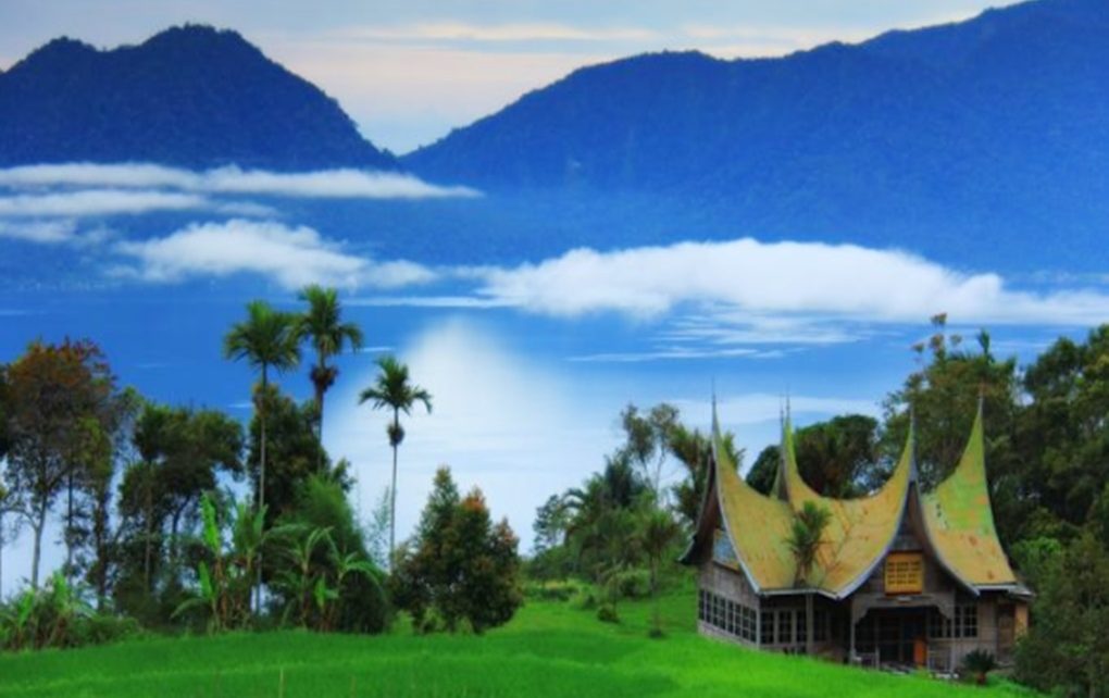 Wisata Alam Sumatra Barat, Surganya Wisata Alam Adem Suasananya