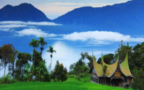 Wisata Alam Sumatra Barat, Surganya Wisata Alam Adem Suasananya