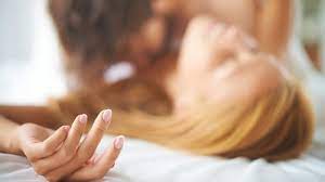 Tips Berhubungan Seks yang Aman setelah Serangan Jantung 