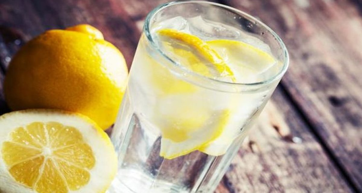 6 Manfaat Minum Air Lemon Setiap